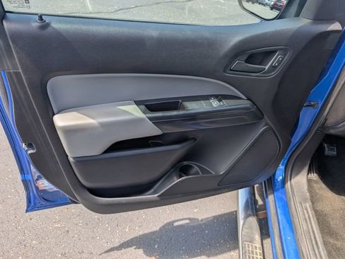 Used 2018 Chevrolet Colorado W/T AWD/4WD image 14