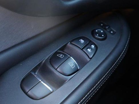 Certified 2024 Nissan Murano SL AWD/4WD image 23
