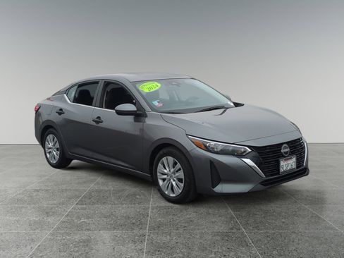 Used 2024 Nissan Sentra S image 7