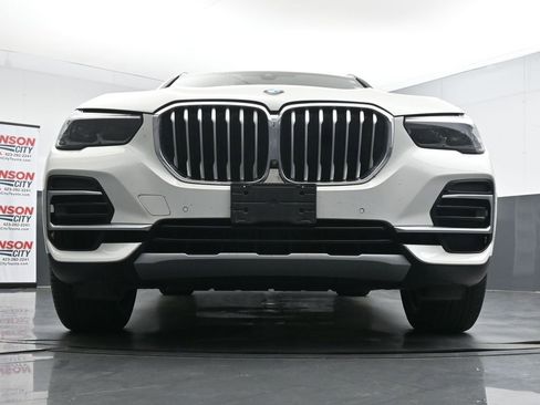 Used 2022 BMW X5 xDrive40i w/ Premium Package AWD/4WD image 19