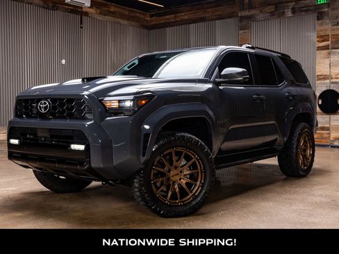 Used 2025 Toyota 4Runner TRD Sport Premium AWD/4WD image 4