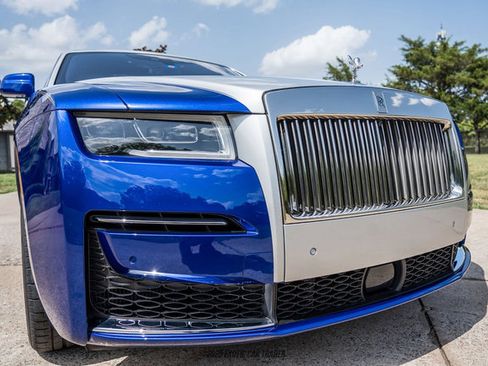 Used 2023 Rolls-Royce Ghost w/ Ghost Package image 80