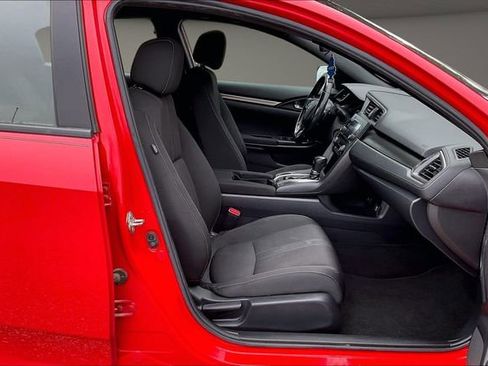 Used 2019 Honda Civic Sport image 7