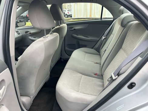 Used 2009 Toyota Corolla S image 15