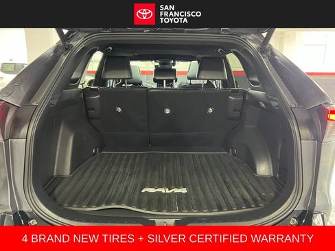 Certified 2021 Toyota RAV4 XSE w/ XSE Grade Weather Package AWD/4WD image 40