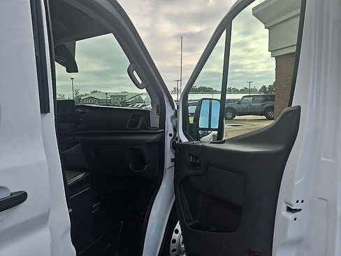 Used 2024 Ford Transit 250 148 Medium Roof Extended AWD w/ Load Area Protection Package image 34