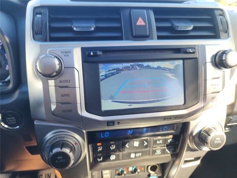 Used 2016 Toyota 4Runner Limited image 35