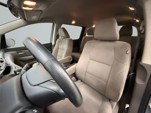 Used 2016 Honda Odyssey LX image 11