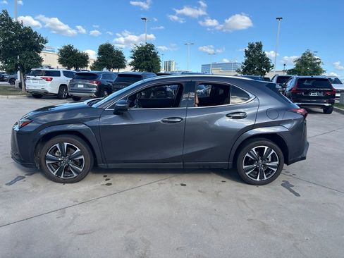 Used 2024 Lexus UX 250h FWD w/ Premium Package image 7