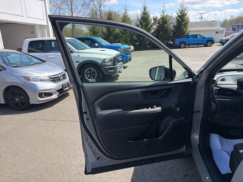 Used 2025 Subaru Forester Premium w/ Convenience Package #1 AWD/4WD image 29
