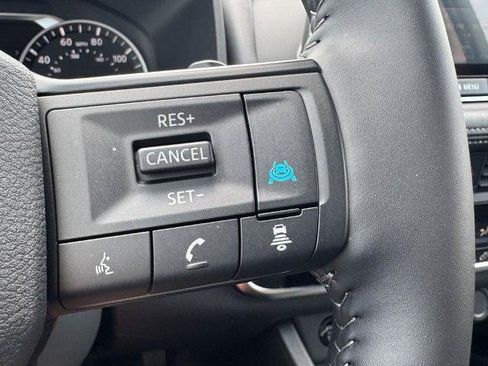 Certified 2026 Nissan Rogue SV FWD image 19