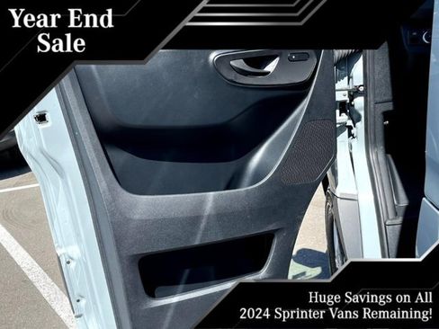 New 2024 Mercedes-Benz Sprinter 2500 image 18