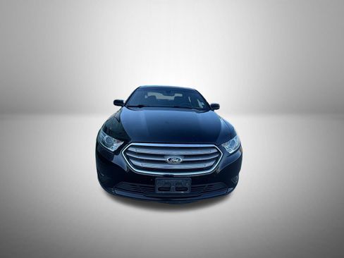 Used 2016 Ford Taurus SEL FWD image 3