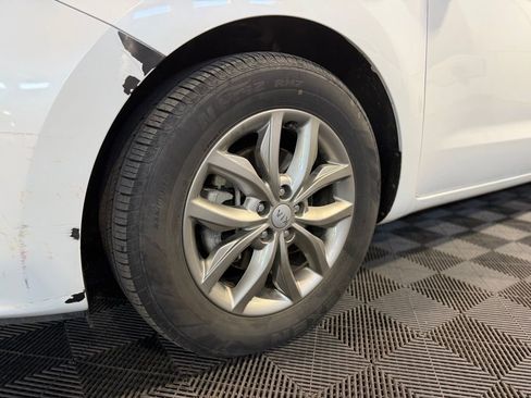 Used 2021 Kia Sedona EX image 8