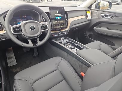 New 2026 Volvo XC60 B5 Plus w/ Protection Package Premier