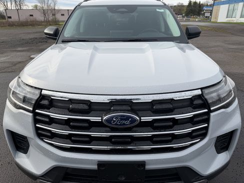 New 2026 Ford Explorer Active AWD/4WD image 5