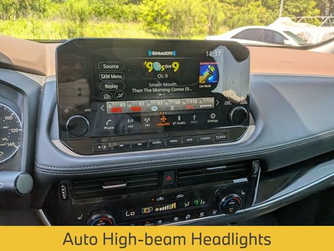 Used 2023 Nissan Rogue SL w/ SL Premium Package FWD image 22