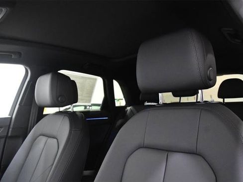 Certified 2024 Audi Q3 2.0T Premium Plus image 34