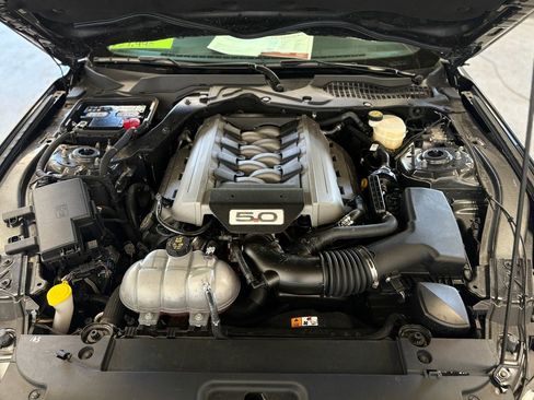 Used 2017 Ford Mustang GT Premium w/ Enhanced Security Package RWD image 23