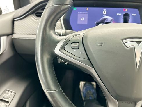 Used 2021 Tesla Model X Performance image 11