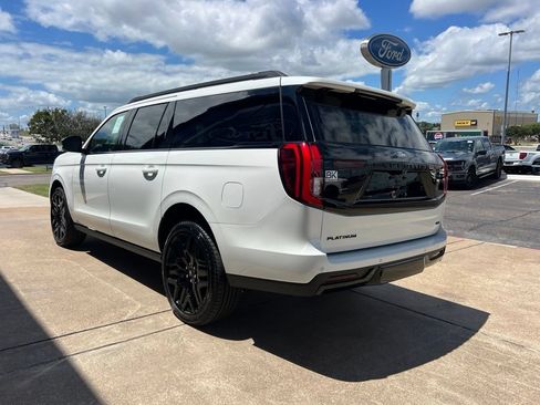 New 2026 Ford Expedition Max Platinum w/ Stealth Performance Package AWD/4WD image 5