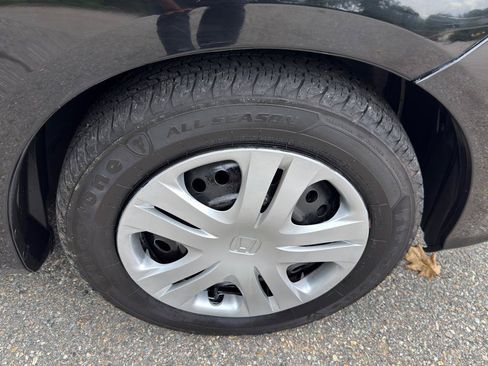 Used 2011 Honda Fit image 46