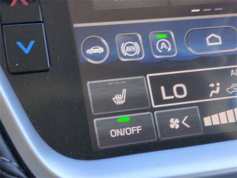 Used 2025 Subaru Outback Premium image 26