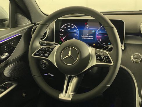 New 2025 Mercedes-Benz C 300 4MATIC Sedan image 16
