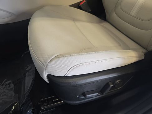 Used 2026 Hyundai Tucson SEL FWD image 28
