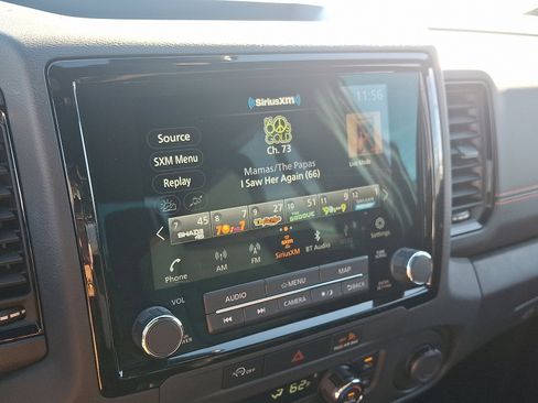 Used 2024 Nissan Frontier PRO-4X w/ Technology Package image 17