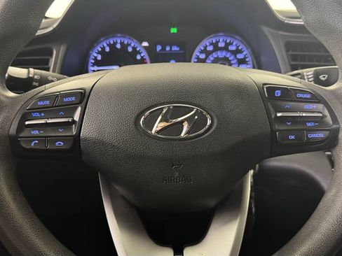 Used 2020 Hyundai Elantra SE w/ Cargo Package (C1) FWD image 15