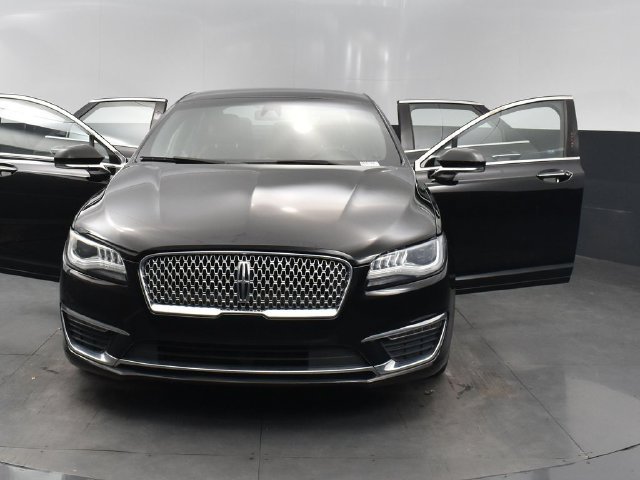 Used 2018 Lincoln MKZ Select w/ Select Plus Package AWD/4WD image 13
