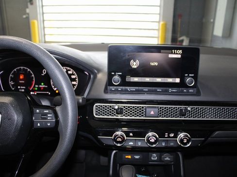 Used 2023 Honda Civic LX image 24