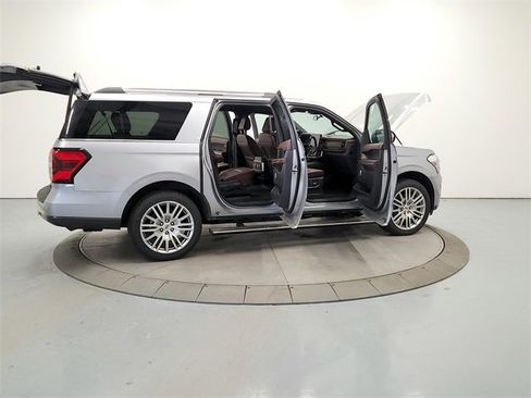 Used 2024 Ford Expedition Max Limited image 15