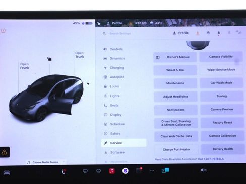 Used 2020 Tesla Model Y Long Range image 23