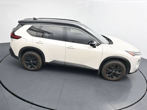 Used 2023 Nissan Rogue SV w/ SV Premium B Package AWD/4WD image 17