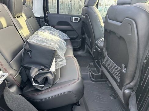 New 2026 Jeep Wrangler Unlimited Rubicon image 15