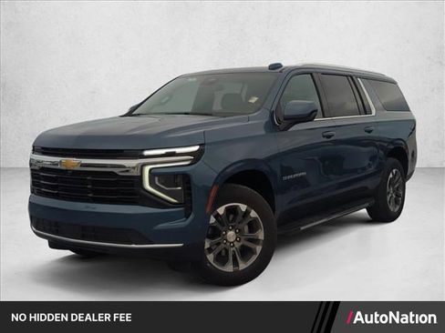 Used 2025 Chevrolet Suburban LS AWD/4WD image 1