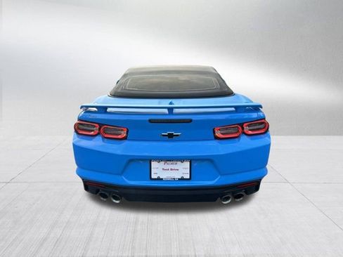 Used 2022 Chevrolet Camaro LT w/ RS Package image 7
