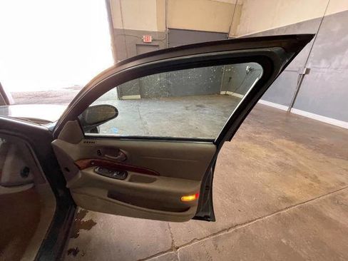 Used 2002 Buick Le Sabre Limited image 29