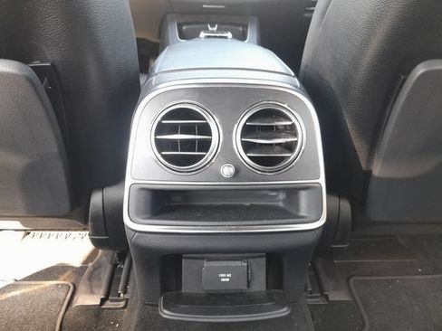 Used 2015 Mercedes-Benz S 550 Sedan image 17