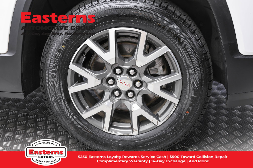 Used 2023 GMC Acadia SLE FWD image 30