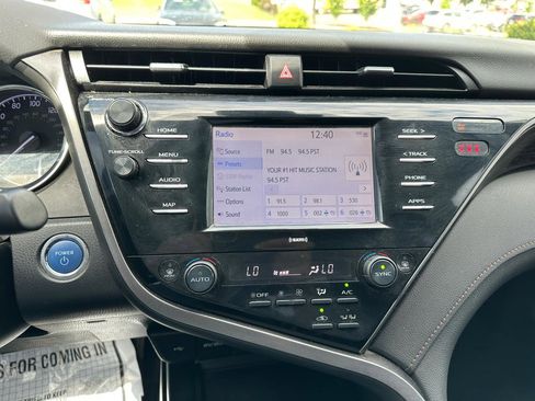 Used 2020 Toyota Camry LE w/ Carpet Mat Package FWD image 19