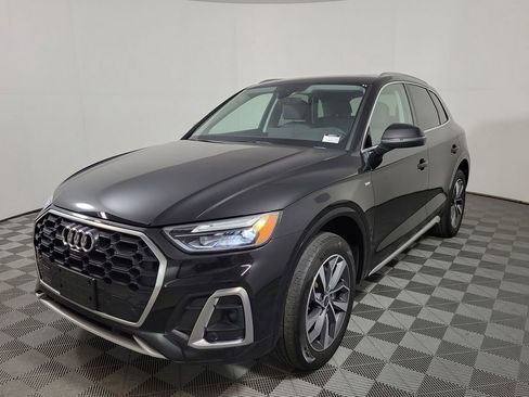 Used 2023 Audi Q5 2.0T Premium Plus w/ Premium Plus Package AWD/4WD image 3