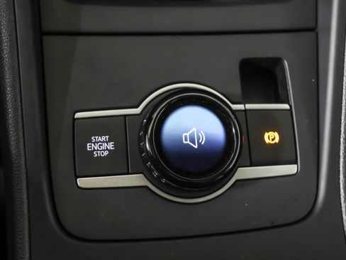 New 2026 Volkswagen Tiguan SE image 29