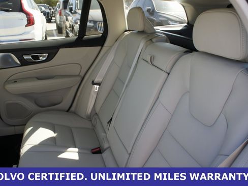 New 2025 Volvo V60 B5 Cross Country Ultra w/ Protection Package Premier image 23