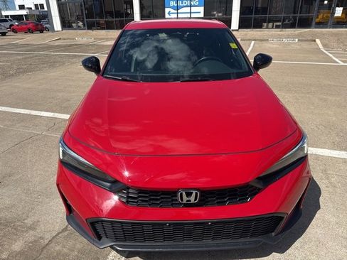 Used 2025 Honda Civic Sport image 4