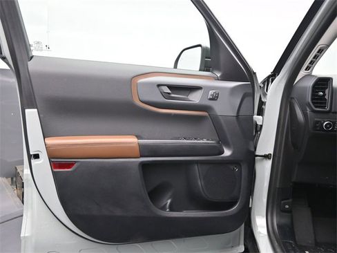 Used 2024 Ford Bronco Sport Outer Banks w/ Tech Package image 17