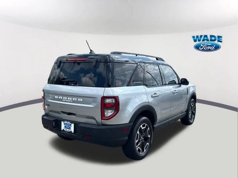 Used 2021 Ford Bronco Sport Outer Banks image 5