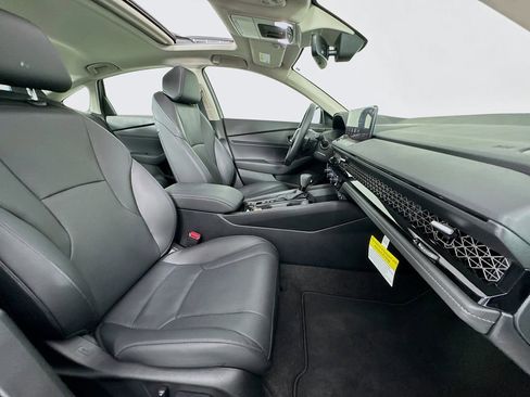 Used 2025 Honda Accord EX-L image 37